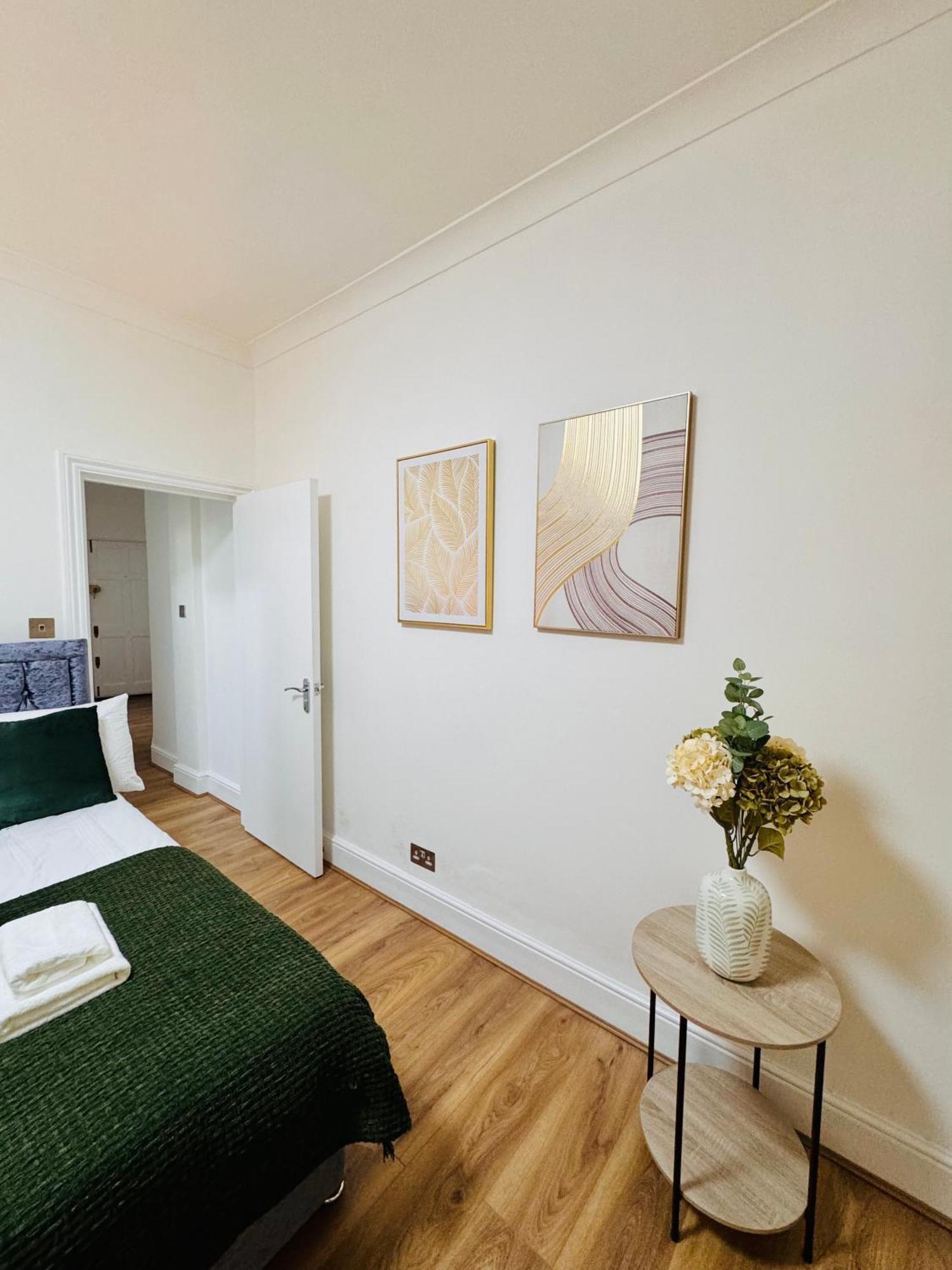 Beautiful 2Bedroom Flat In London St John Exterior foto
